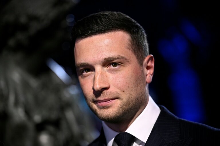 Le président du Rassemblement national, Jordan Bardella, le 13 janvier 2026 à Paris © JULIEN DE ROSA