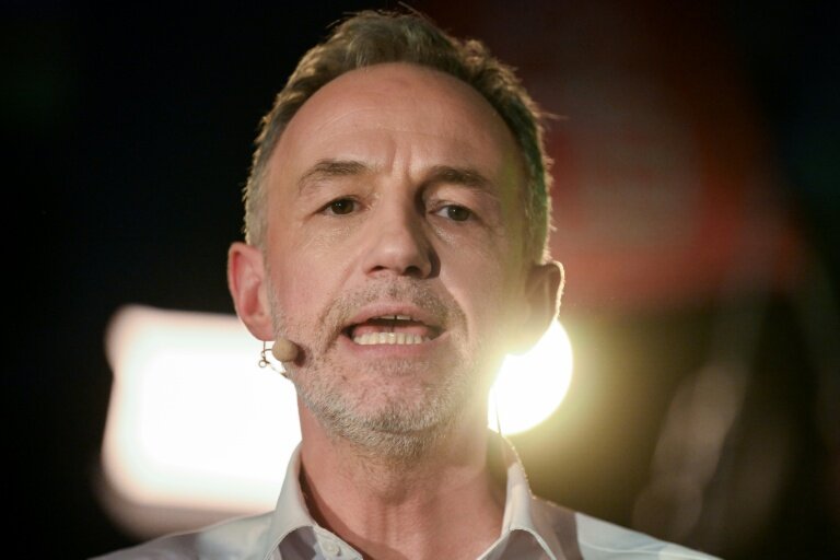 Emmanuel Grégoire, tête de liste de la gauche hors LFI aux élections municipales à Paris, le 14 janvier 2026 à Paris © Martin LELIEVRE