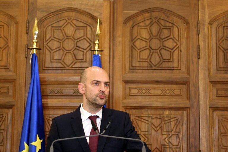 Le ministre français des Affaires étrangères Jean-Noël Barrot lors d'une conférence de presse à Beyrouth, le 6 février 2026 au Liban © anwar amro