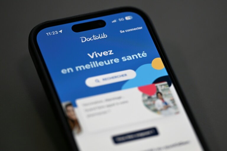 Le géant du rendez-vous médical en ligne Doctolib a créé son "laboratoire d'intelligence artificielle (IA) clinique", en lien notamment avec le CHU de Nantes, l'Inserm et diverses sociétés savantes, et y investit 20 millions d'euros en 2026 © Grégoire CAMPIONE