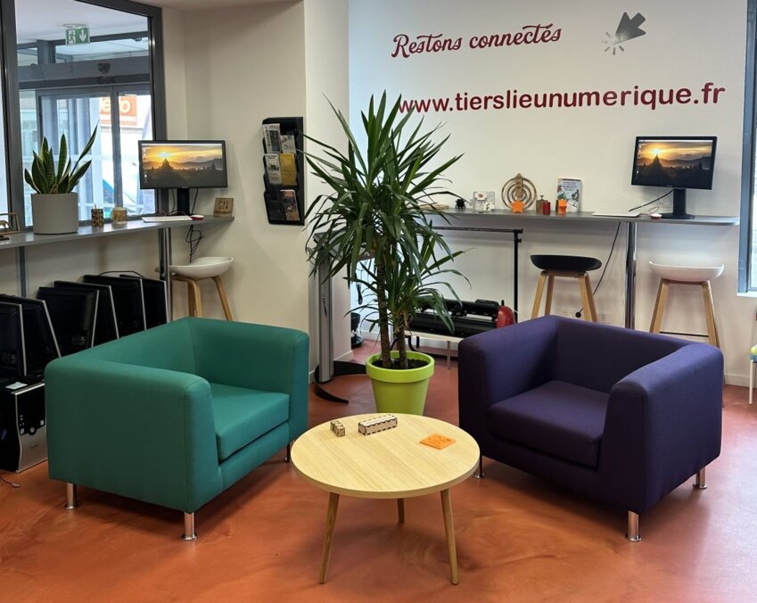 Le Tiers-lieu numérique s'ouvre aux jeunes demandeurs d'emplois pour l'été. © Communauté de communes Haute Somme