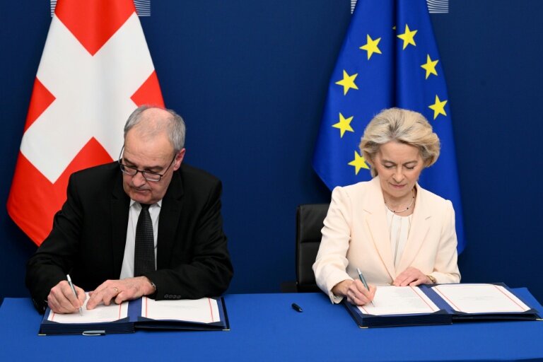 Le président de la confédération suisse Guy Parmelin et la présidente de la Commission européenne Ursula von der Leyen, le 2 mars 2026 © Nicolas TUCAT
