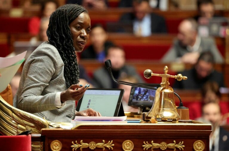 La députée LFI et vice-présidente de l'Assemblée nationale Nadège Abomangoli le 27 novembre 2025 à l'Assemblée nationale à Paris © Ludovic MARIN