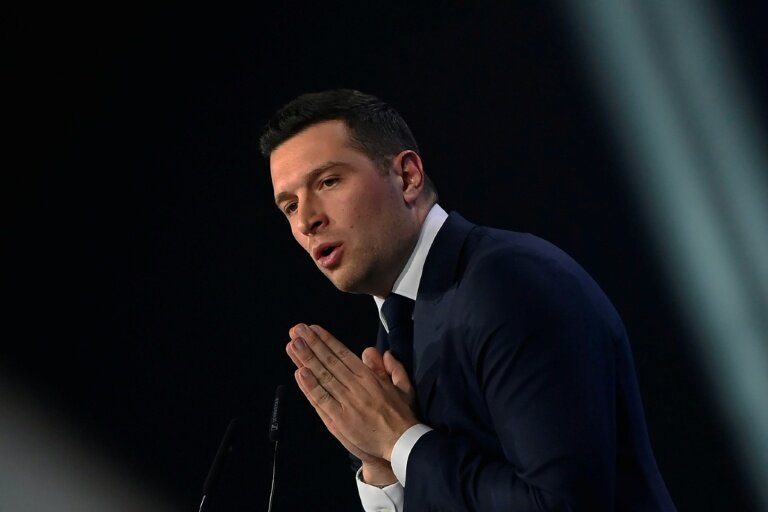 Le président du Rassemblement national (RN), Jordan Bardella, lors d'un meeting de campagne en soutien à Julien Sanchez, candidat du RN à la mairie de Nîmes, le 3 mars 2026 à Nîmes, dans le Gard © Sylvain THOMAS