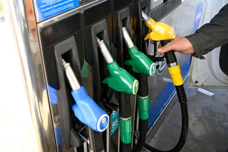 Des pompes à carburant dans une station-service à Thionville, le 9 mars 2026 en Moselle © Jean-Christophe VERHAEGEN