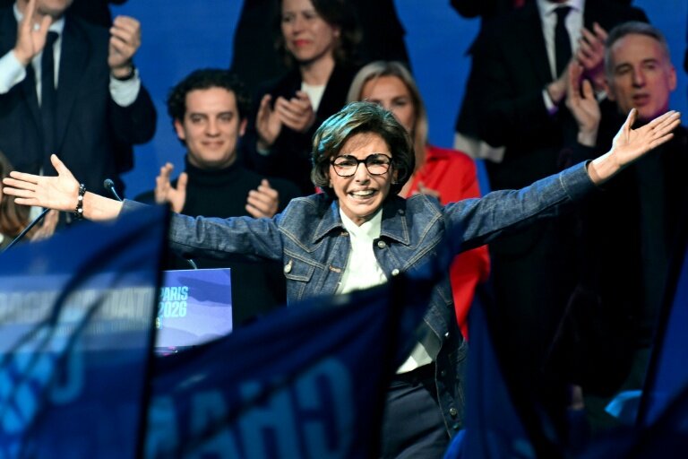 Rachida Dati, candidate des partis de droite Les Républicains (LR) et MoDem à la mairie de Paris, arrive à l'Élysée Montmartre le 12 mars 2026 pour un meeting de campagne © Bertrand GUAY