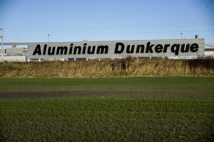 Le groupe bahreïni Aluminium Bahrain (Alba) est entré en négociations exclusives avec le fonds américain American Industrial Partners (AIP) en vue du rachat de 100% d’Aluminium Dunkerque, basé à Loon-Plage.© AFP