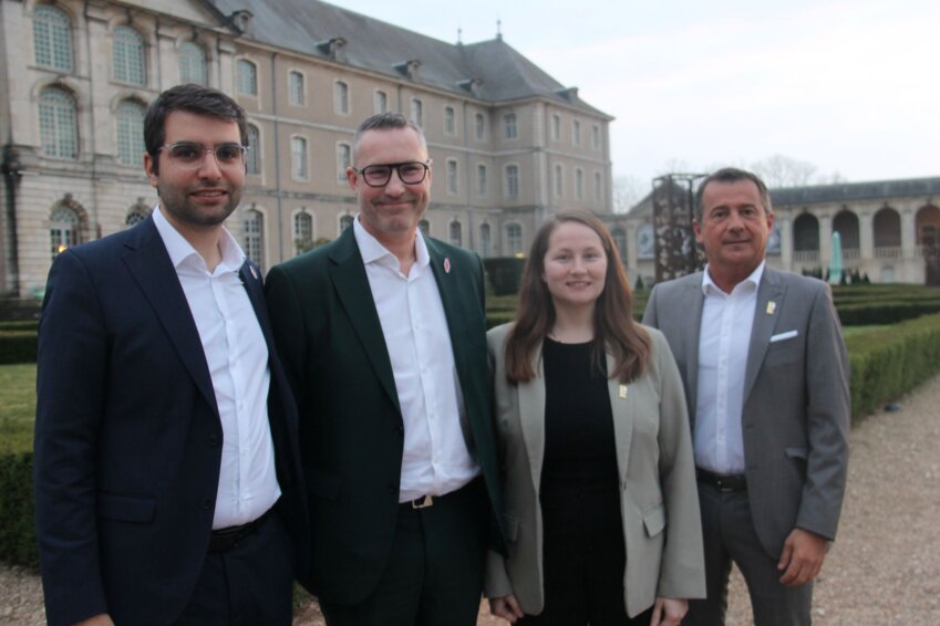 © Emmanuel Varrier. Serdar Kaya, président de la Confédération des buralistes, Hervé Garnier, président de la Fédération des buralistes 54, Noémie Yger, déléguée de Nancy de Culture Presse et Jean-Michel Detchart, président de Culture Presse.