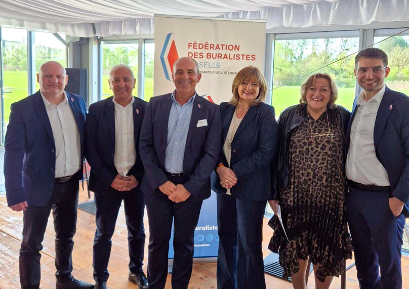 © CPME 57. Cette assemblée générale a également été marquée par une passation de présidence entre Antoine Palumbo et Jean Michel Severini, précédemment secrétaire. Ici en présence de Serdar Kaya et des membres de la CPME, Nadège Risse et Philippe Coy.