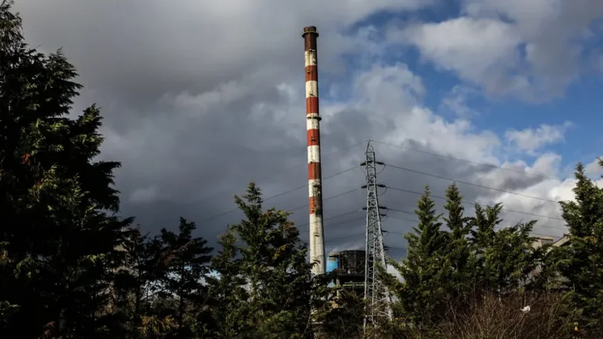 Les fermetures successives de sites industriels emblématiques inquiètent dans le Val de Fensch. © Maxppp - Julio Pelaez. 