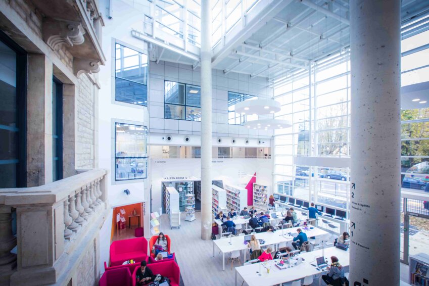 Learning Center BSB. (c) BSB