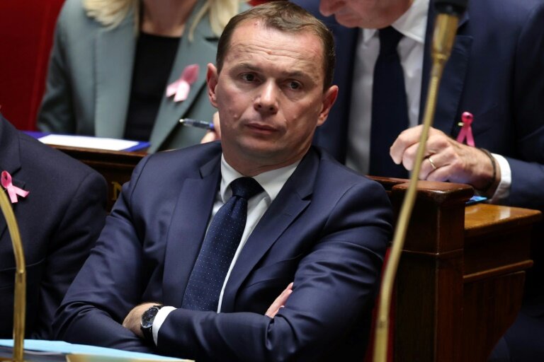 Le ministre du Travail Olivier Dussopt, le 3 octobre 2023 lors de questions au gouvernement à l'Assemblée, à Paris © Thomas SAMSON