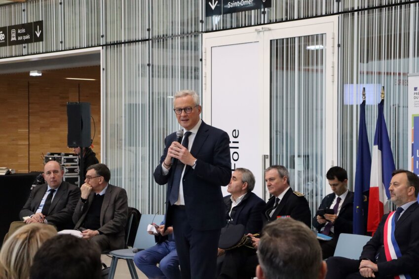 Bruno Le Maire, ministre de l’Économie, des Finances et de la Souveraineté industrielle et numérique, s’est rendu dans le Pas-de-Calais ce lundi 20 novembre. (© Aletheia Press / E. Chombart)