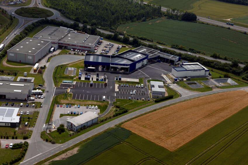Implantée à Ecques, la société Chimirec Norec s’est offerte un second site de tri et de stockage à quelques encablures du premier ouvert en 1999 © Chimirec Norec