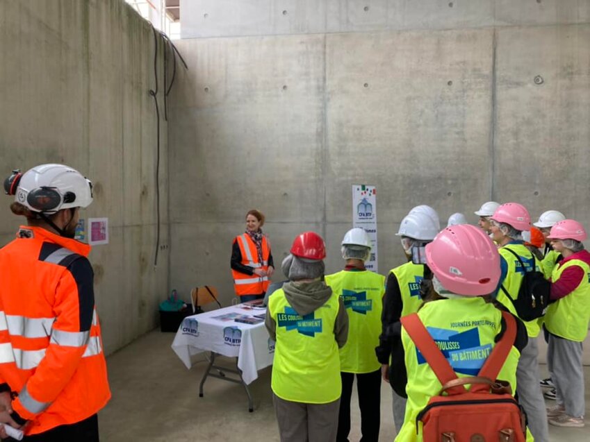 Faire découvrir aux jeunes les métiers du BTP et les enjeux du secteur. © Fédération BTP Moselle.  