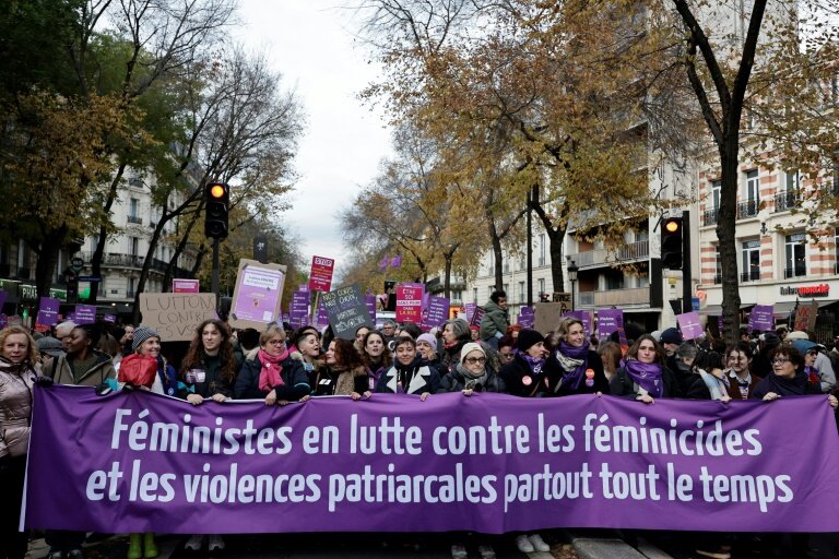 Manifestation contre les violences faites aux femmes, le 23 novembre 2024 à Paris © STEPHANE DE SAKUTIN