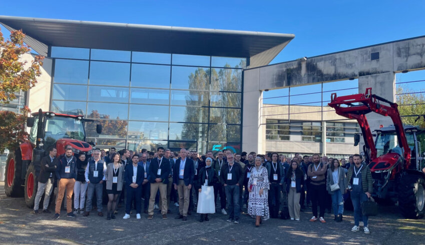 De nombreux intervenants et participants à cette conférence internationale sur les technologies et les solutions pour une agriculture performante et durable.