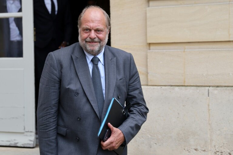 Eric Dupond-Moretti, alors garde des Sceaux, à la sortie de l'hôtel Matignon, le 31 juillet 2024 à Paris © Ludovic MARIN