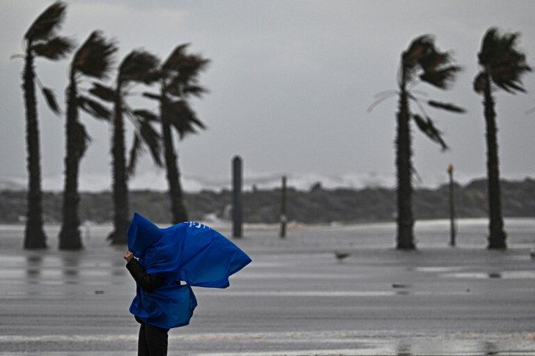 Rafales de vent à Valras Plage, le 9 mars 2025 dans l'Hérault © GABRIEL BOUYS