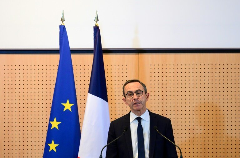 Le ministre de l'Intérieur, Bruno Retailleau, lors d'une visite à Ecully, près de Lyon, le 14 mars 2025 dans le Rhône © OLIVIER CHASSIGNOLE