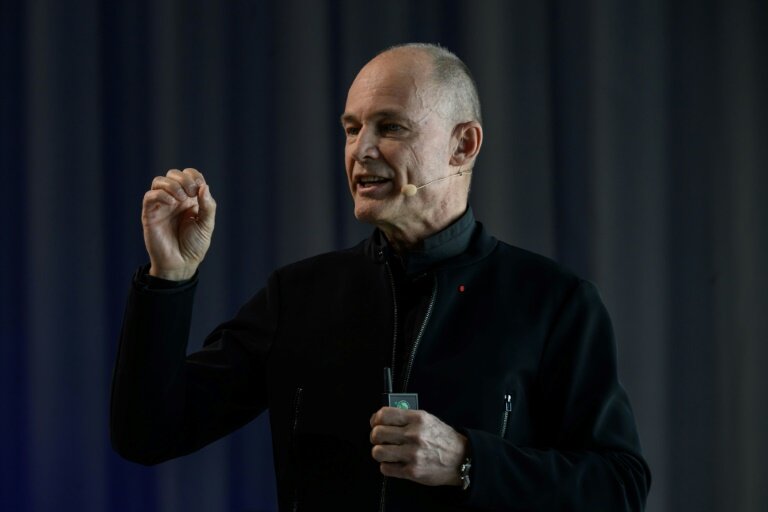 L'explorateur suisse Bertrand Piccard, président de la Fondation Solar Impulse, lors du sommet Airbus 2025 à Toulouse, le 24 mars 2025 en Haute-Garonne © Ed JONES