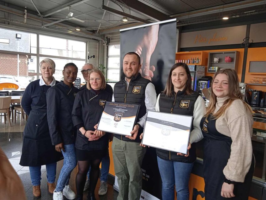 Roland Deparis a reçu ses certifications Artisan en or. (c) Umih 02