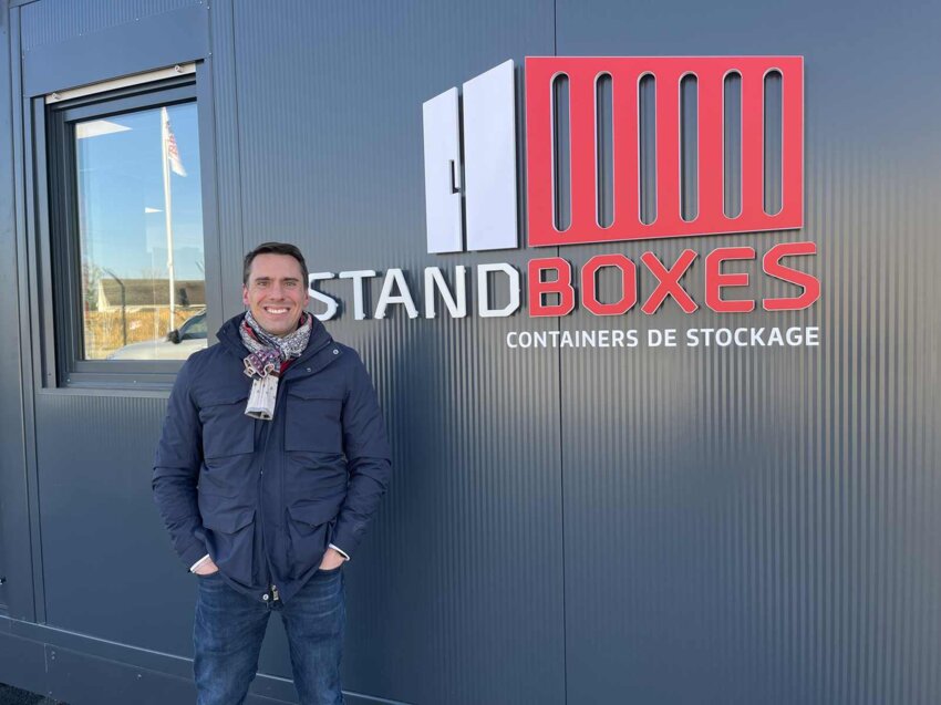 Grégoire Besnier au nouveau siège de Stand Boxes à Morcourt. 