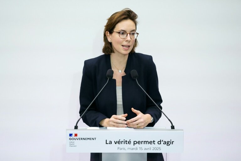 La ministre des Comptes publics Amélie de Montchalin, lors de la conférence de presse le 15 avril 2025 à Paris. © Alain JOCARD
