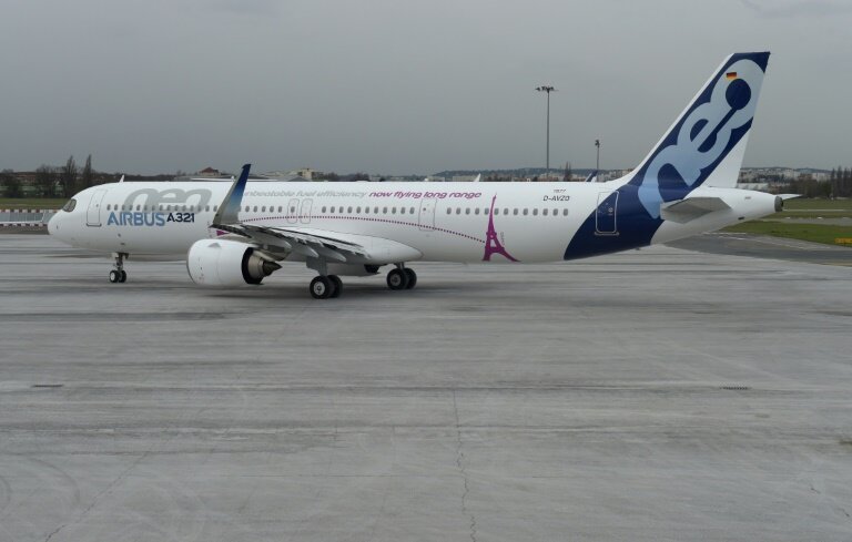 Un Airbus A321 neo sur le tarmacde l'aéroport du Bourget, près de Paris, le 13 février 2018 © ERIC PIERMONT