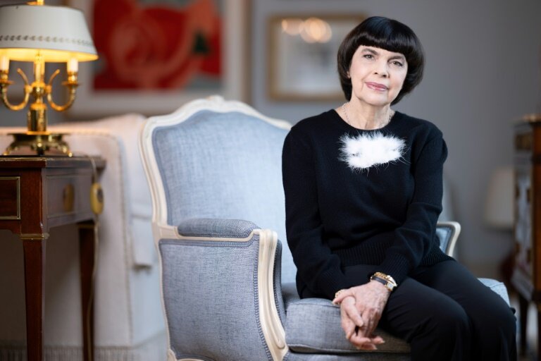 La chanteuse française Mireille Mathieu à l'hôtel Bristol à Paris, le 8 novembre 2023 © JOEL SAGET