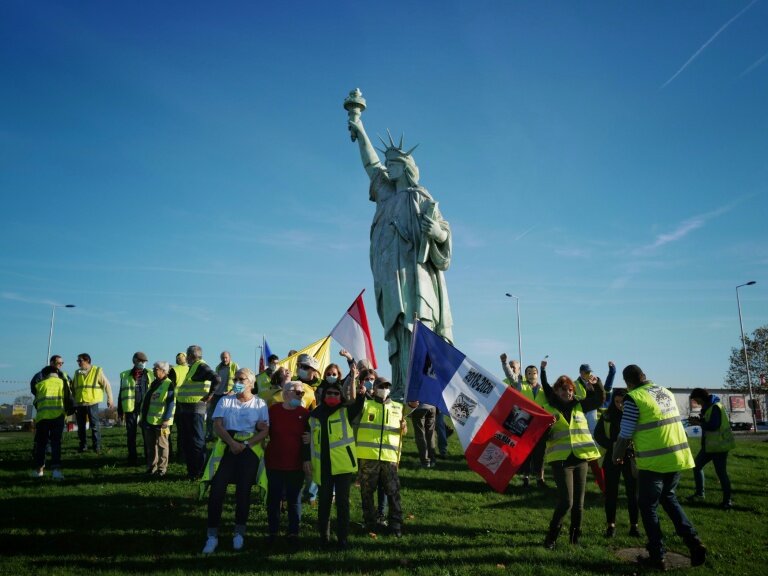 Des "Gilets jaunes" à Colmar le 14 novembre 2020 © SEBASTIEN BOZON