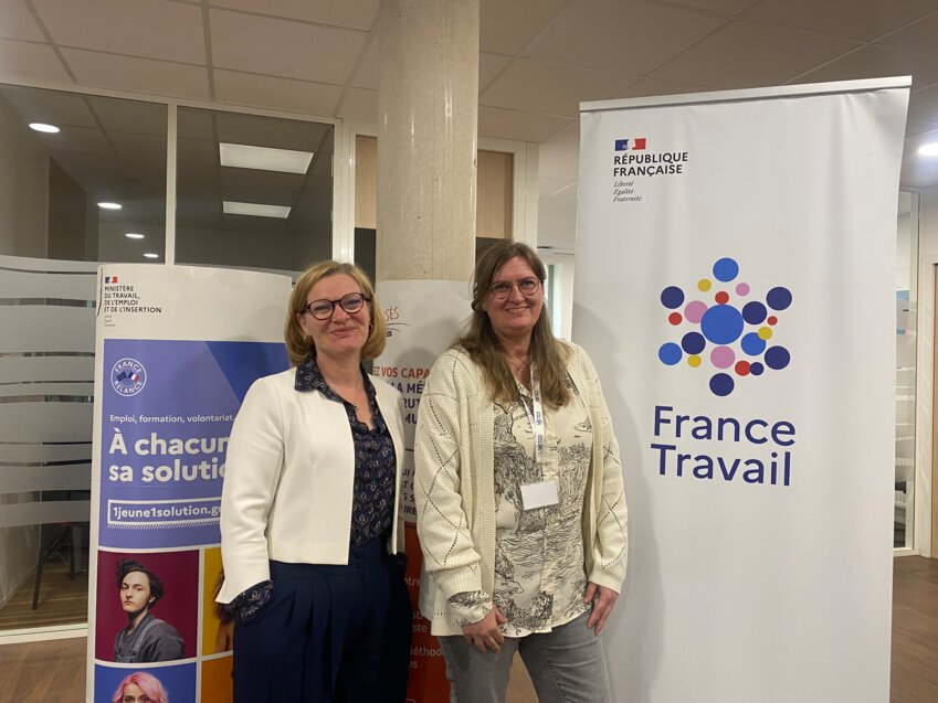 Lynn Dehornoy, directrice de France Travail à Friville-Escarbotin, et ﻿Stéphanie Peulevey, directrice de France Travail Abbeville.