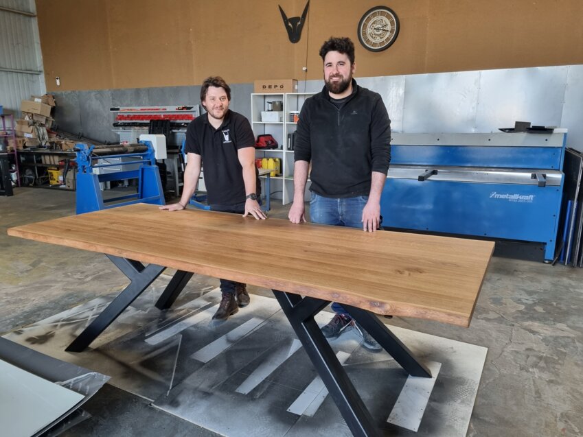 Jordan Televuide, gérant de La Métallerie du Graoully, et Grégoire Morandini, à la tête de Morandini Agencement. © Laurent SIATKA  