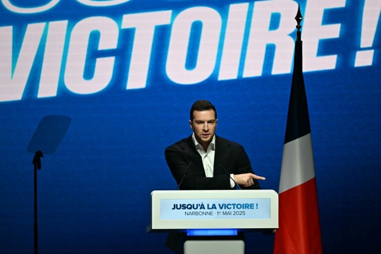 Le président du Rassemblement national (RN) et député européen Jordan Bardella à Narbonne, le 1er mai 2025 dans l'Aude © Lionel BONAVENTURE