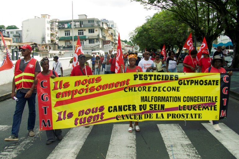 Une manifestation "vérité et réparations" pour les victimes du chlordécone aux Antilles, Fort-de-France, 29 octobre 2023 © Thomas THURAR