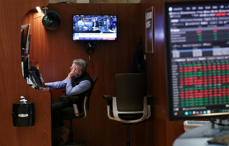 Un opérateur à la Bourse de New York, le 19 mai 2025. © TIMOTHY A. CLARY