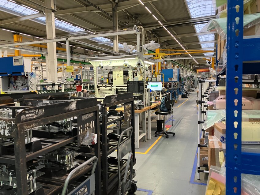 L’actuel site de Schneider Electric ayant 70 ans, il sera remplacé d’ici 2027 par une nouvelle usine, zéro carbone. © Schneider Electric