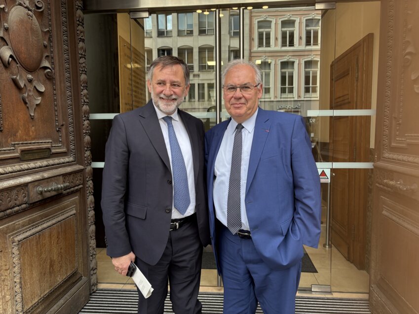 Laurent Martin, directeur général et Gabriel Hollander, président du Crédit Agricole Nord de France le 26 mai dernier lors du bilan financier de l'exercice 2024. © Marie Boullenger
