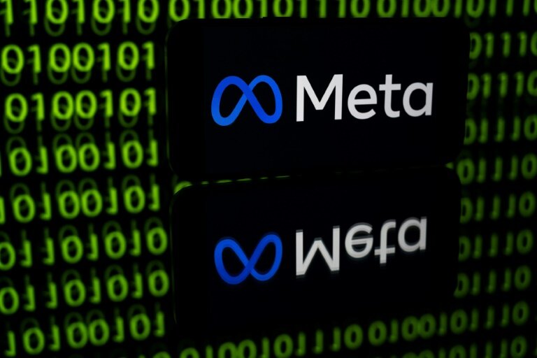 Meta a offert, en vain, une prime individuelle à la signature de plus de 100 millions de dollars à "beaucoup" d'employés d'OpenAI pour renforcer ses équipes dédiés à l'intelligence artificielle (IA) générative, affirme le patron de la start-up, Sam Altman © Lionel BONAVENTURE