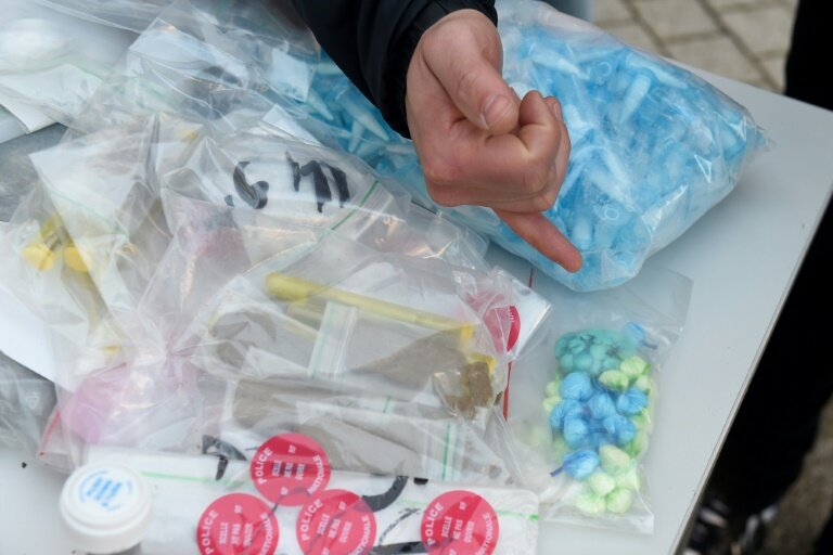 Deux commissaires responsables de l'Office anti-stupéfiants (Ofast) de Marseille placés en garde à vue dans une enquête sur une livraison surveillée de cocaïne début 2023 suspectée d'avoir connu de graves dérives © NICOLAS TUCAT