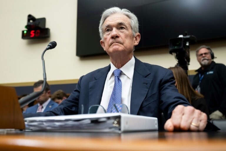 Le président de la banque centrale des États-Unis (Fed) Jerome Powell lors d'une audition devant la Commission financière de la Chambre des représentants, le 24 juin 2025 à Washington © SAUL LOEB