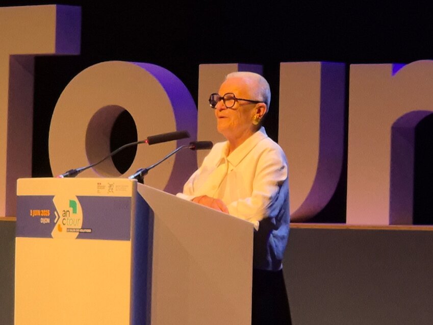 Françoise Gatel, ministre de la ruralité, de passage à Dijon, a mis en avant l’importance d’écouter les territoires pour construire les politiques nationales. © Aletheia Press / Nadège Hubert