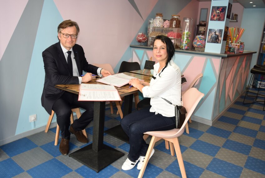 Arnaud Dumontier et Kathy Soltys ont signé le bail le 13 juin.