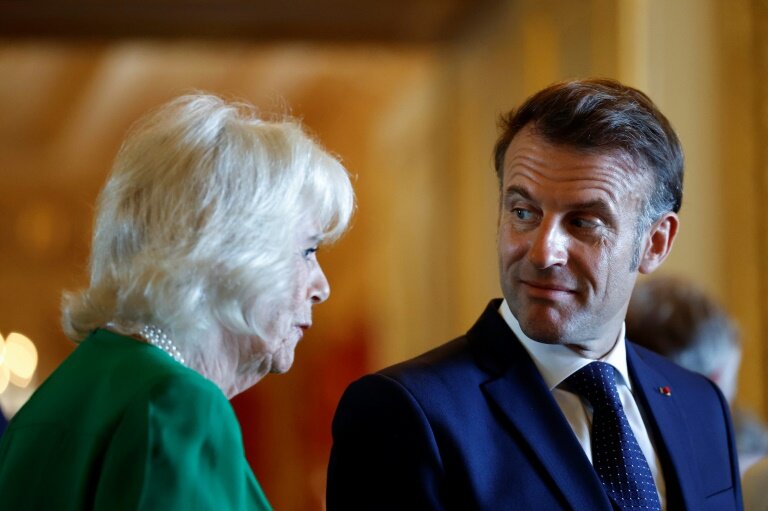Emmanuel Macron au côté de la reine Camilla pour la première visite d'Etat au Royaume-Uni d'un président français en 17 ans, le 8 juillet 2025 © BENJAMIN CREMEL