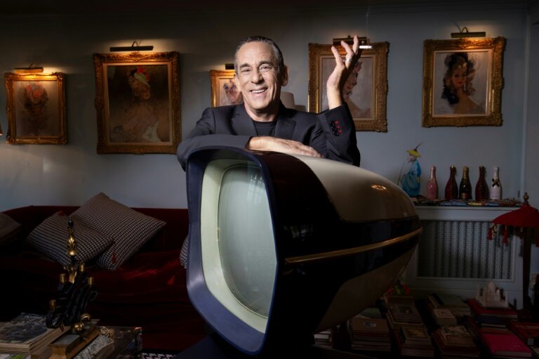 L'animateur et producteur Thierry Ardisson lors d'une séance photo à son domicile le 29 août 2016, à Paris © JOEL SAGET