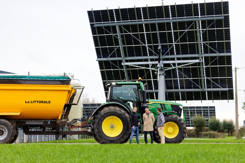 La banque a souhaité mesurer la portée de son action en matière économique, sociale et environnementale. © Samuel Dhote