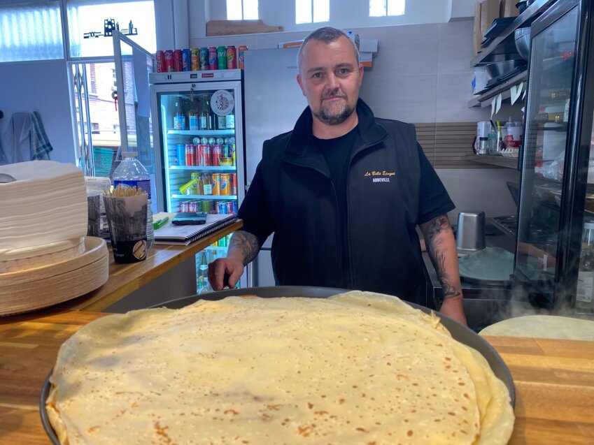 Mickaël Machu est bien occupé derrière ses fourneaux.