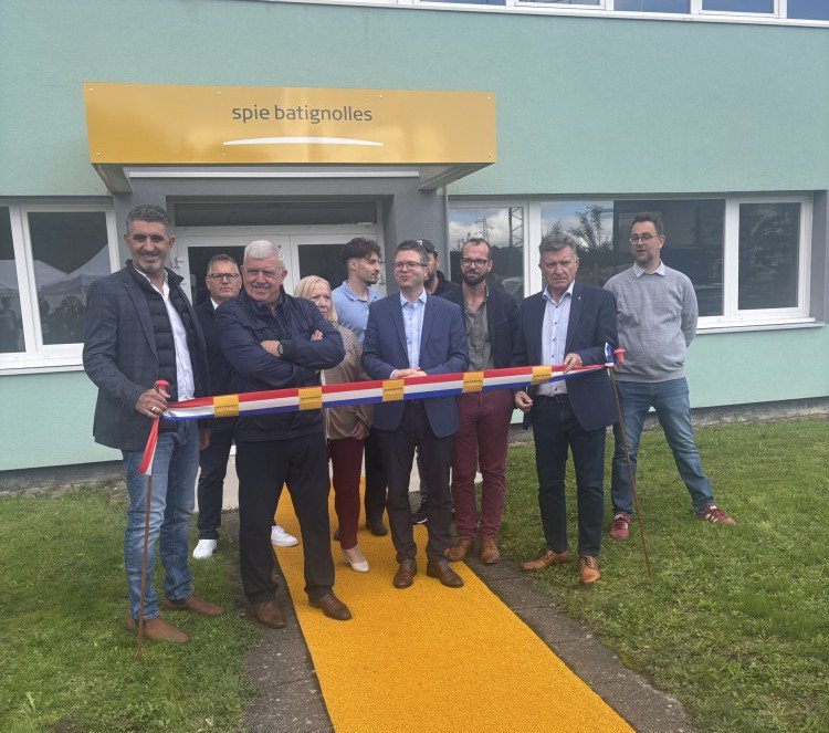 Lors de l'inauguration de la nouvelle agence de Saint-Avold. © Spie batignolles.