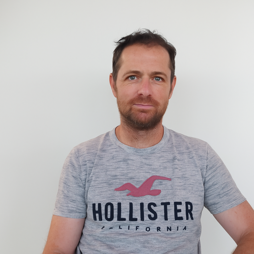 Sébastien Amand est devenu plombier-chauffagiste après une carrière dans l’industrie. © Aletheia Press / DLP