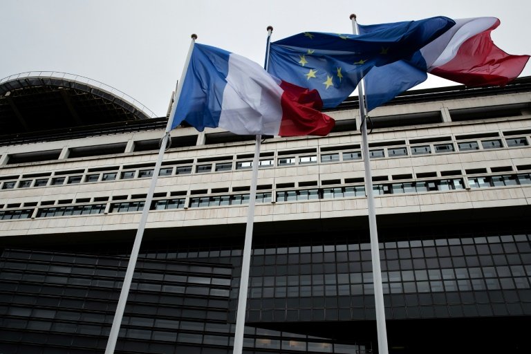 La France emprunte depuis mardi désormais aussi cher que l'Italie à échéance dix ans © JOEL SAGET